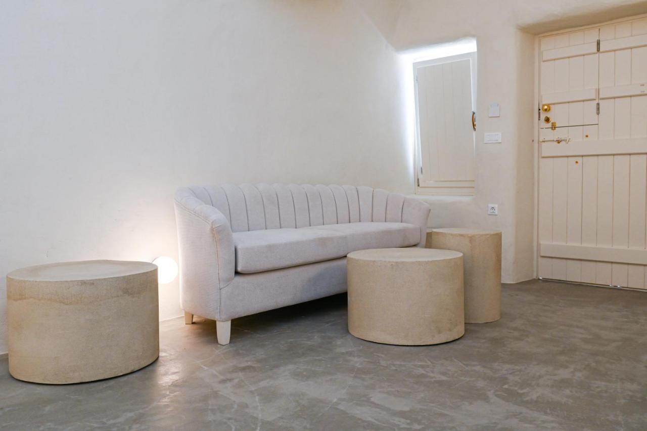 Naos Apartment *